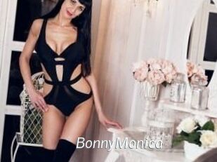 Bonny_Monica