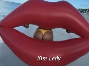 Kiss_Ledy