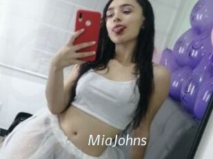 MiaJohns