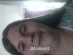 Mieke69