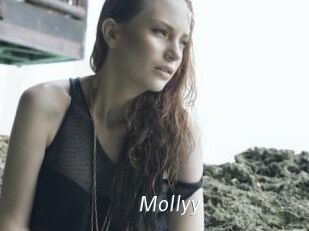 Mollyy