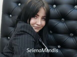 SelenaMandis