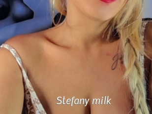 Stefany_milk